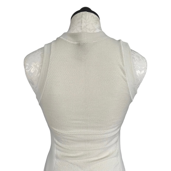 Athleta Foresthill Ascent Wool Seamless Tank Top Mesh Back Cream Size XS - Picture 9 of 15